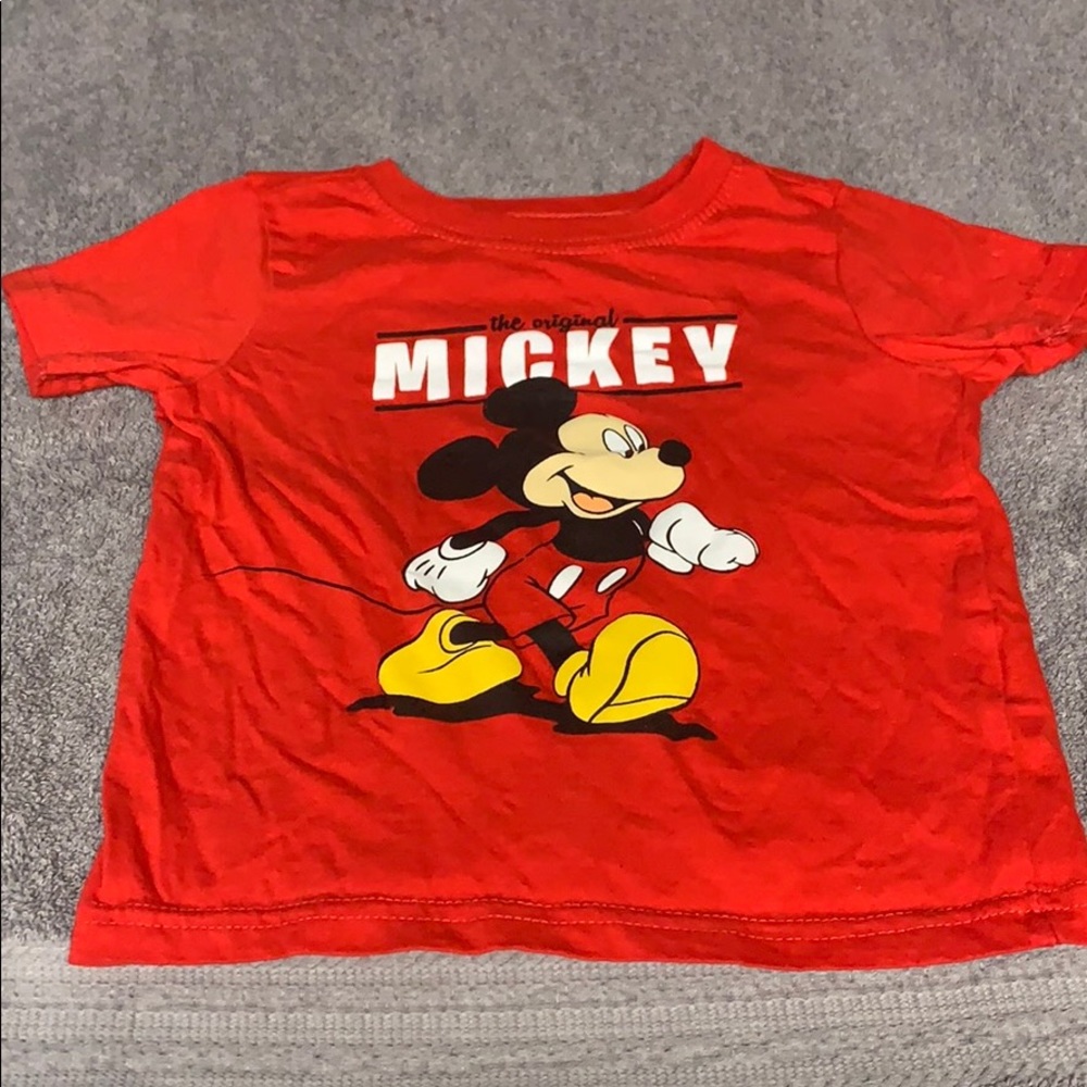 Mickey t-shirt size 3T